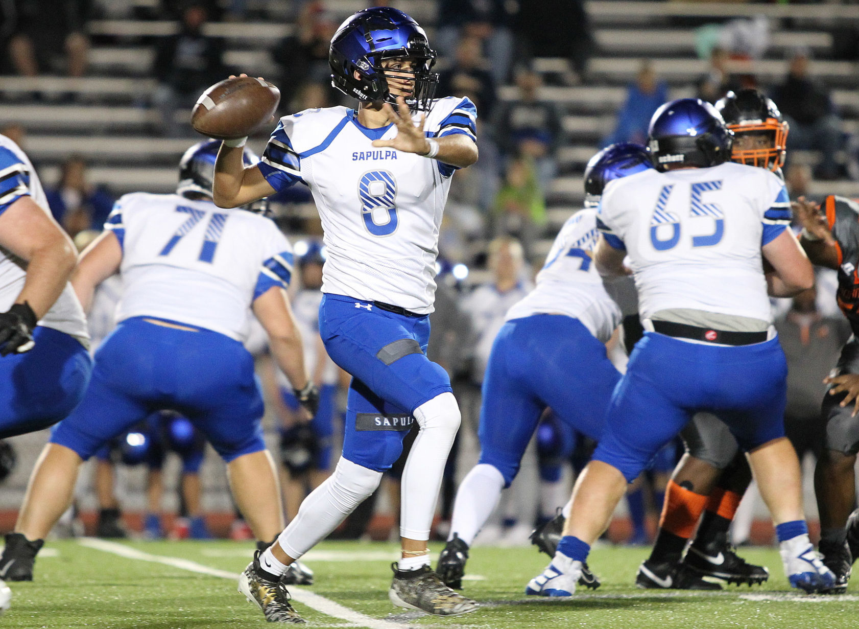 No. 6 Class 6AII: Sapulpa Chieftains (5-3)